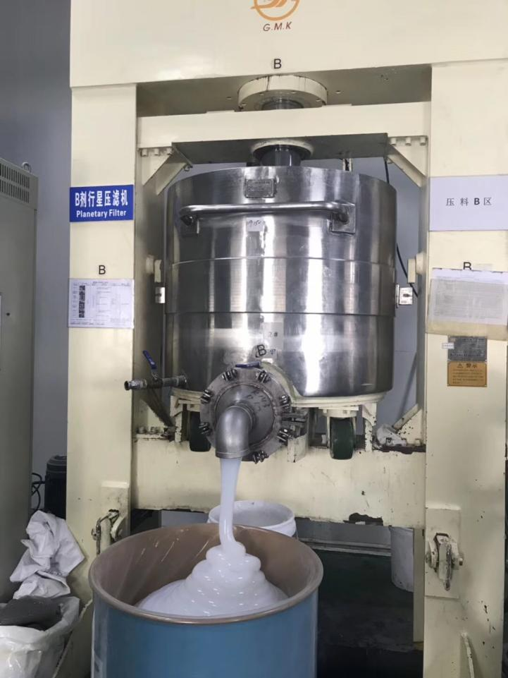 模壓模具硅膠制品有什么優(yōu)點(diǎn)？